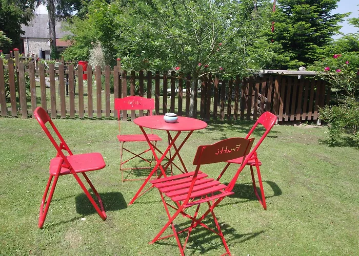 Проживание в семье Plenitude Conde-sur-Noireau