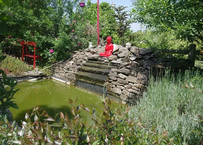 Plenitude منزل للإقامة Condé-sur-Noireau